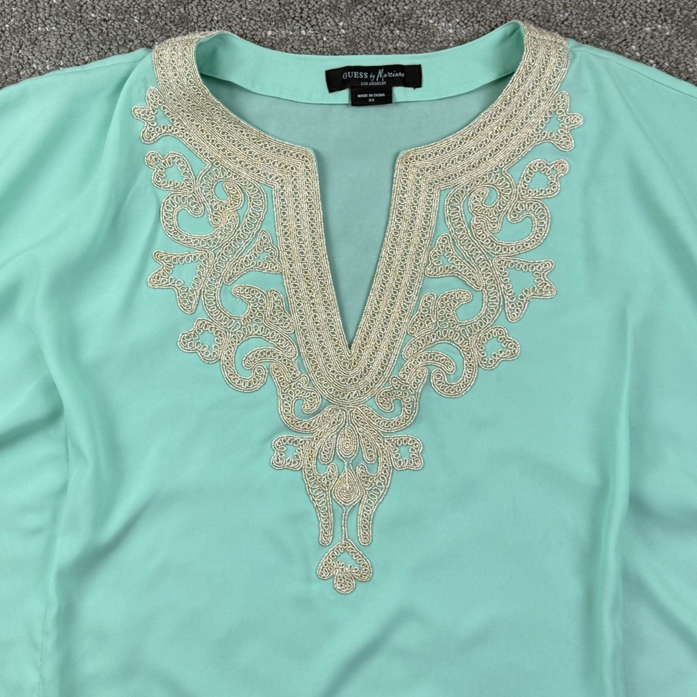 Guess by Marciano Womens XS Mint Embroidered Caftan Tunic Top Boho Batwing